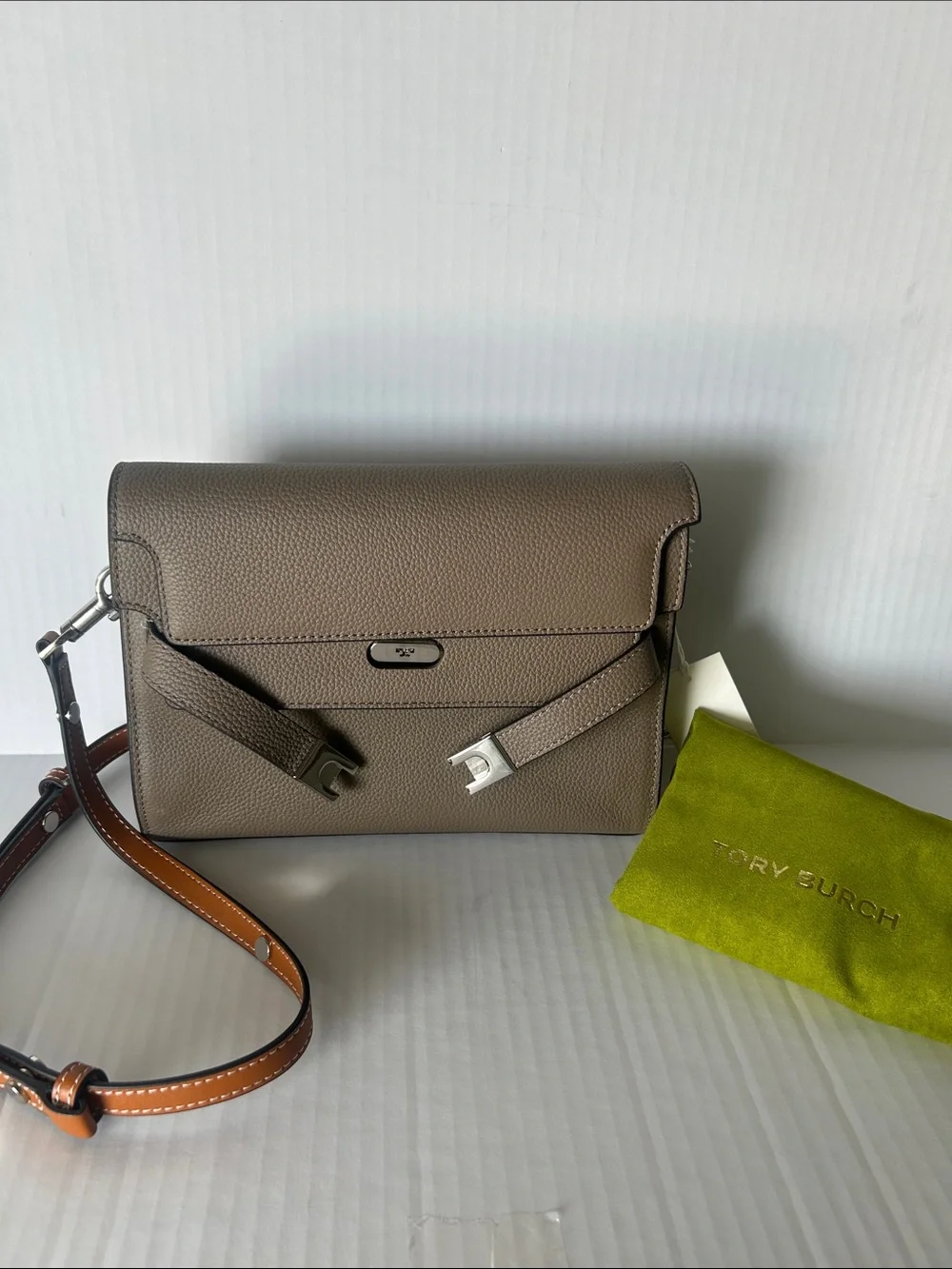 Tory Burch tory burch